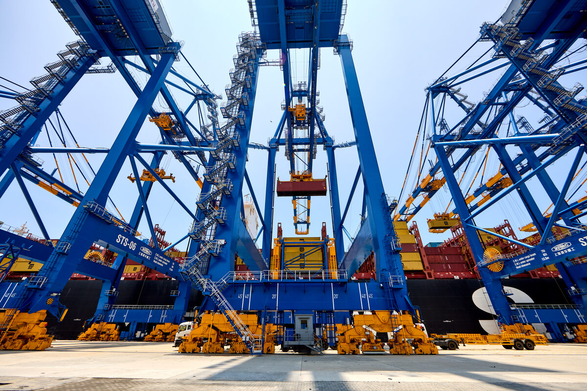 ABB targets the waterside, container automation's last manual holdout ...